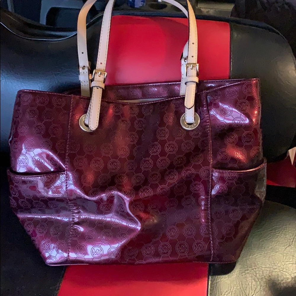 Women’s purse